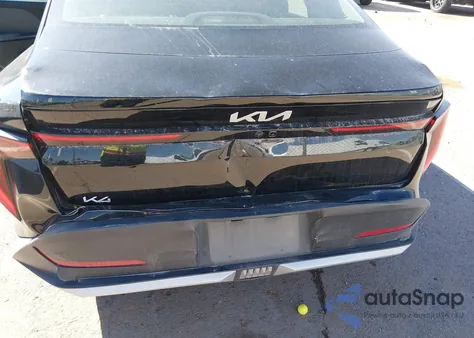 2025 Kia K4 Lxs z USA, uszkodzony, nr VIN 3KPFT4DE2SE053968